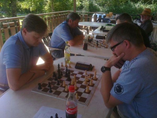 Schach spielen im Schachverein Lichtenstein